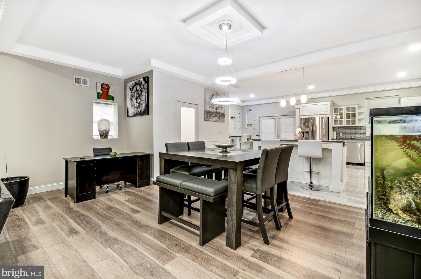 47 Woodside Ave, Levittown PA  19057-4507 exterior