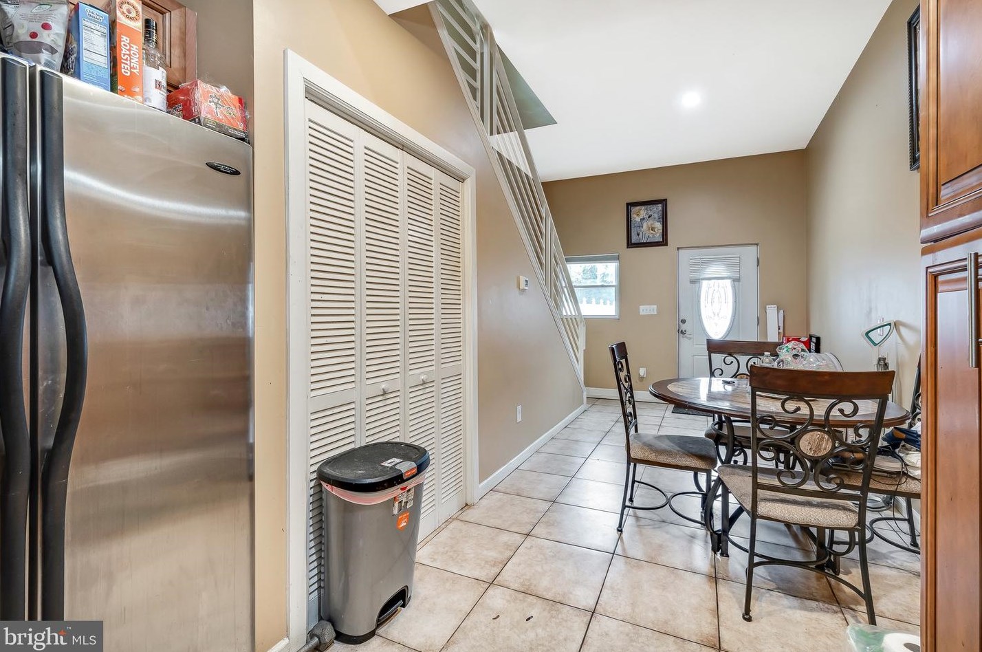 47 Woodside Ave, Levittown PA  19057-4507 exterior