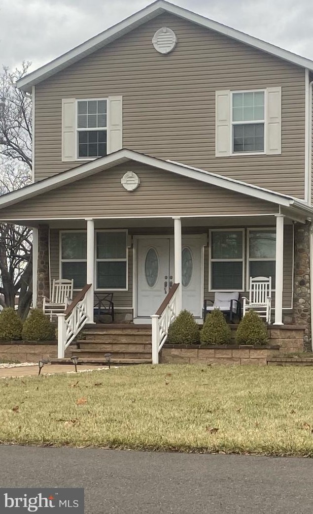 47 Woodside Ave, Levittown PA  19057-4507 exterior