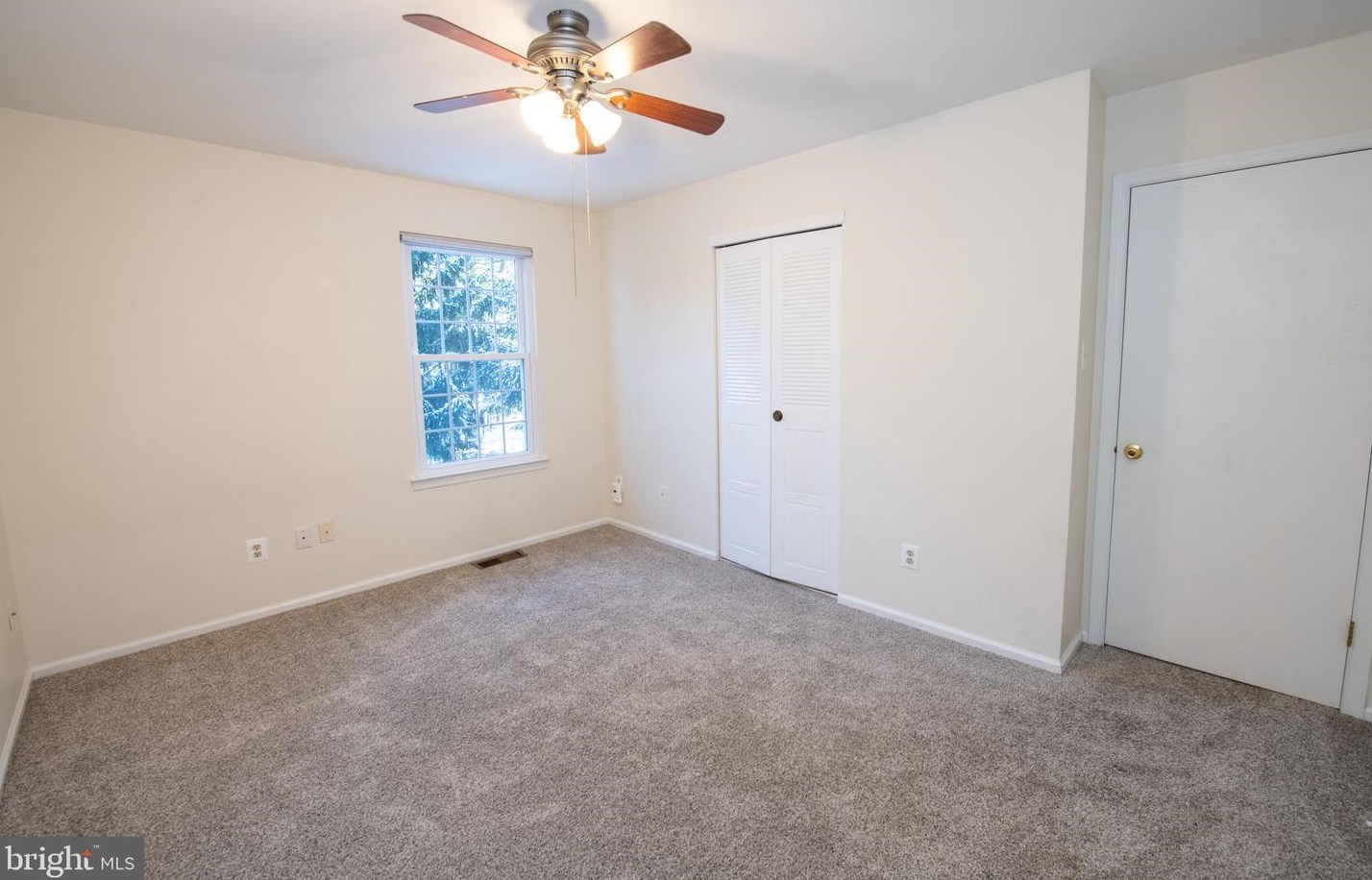 13 Ascot Ct, Upper Makefield PA  18940-1636 exterior