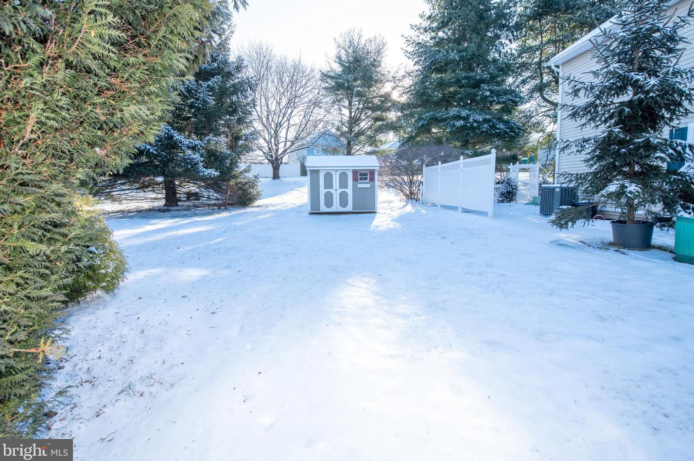 13 Ascot Ct, Upper Makefield PA  18940-1636 exterior