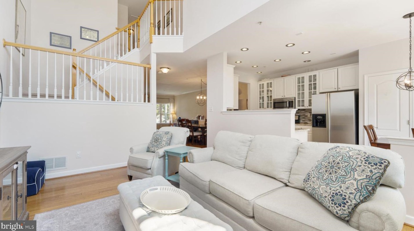 4547 Old Oak Rd, Gardenville PA  18902 exterior