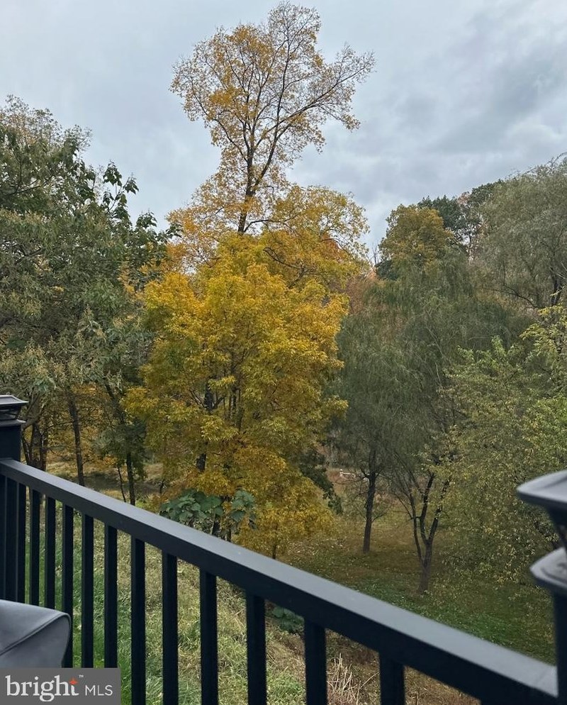 976 Washington Crossing Rd, Upper Makefield PA  18940-2712 exterior