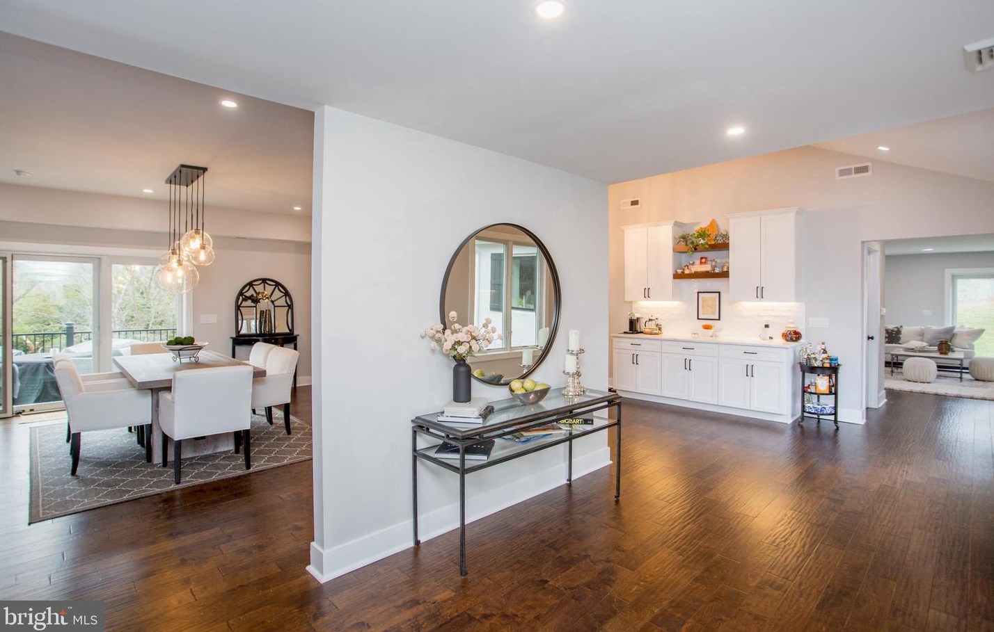 976 Washington Crossing Rd, Upper Makefield PA  18940-2712 exterior