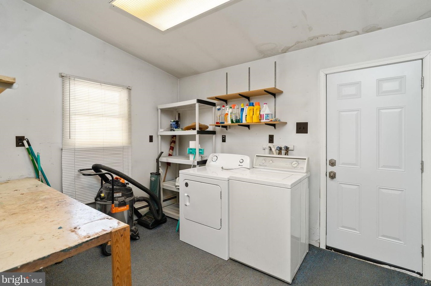 25 Ruby Ln, Levittown PA  19055-1430 exterior