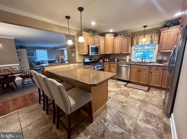 56 Valley Rd, Levittown PA  19057-4202 exterior