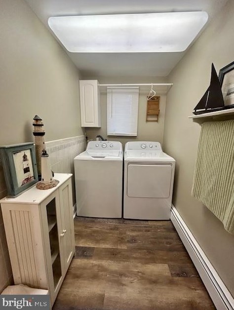 56 Valley Rd, Levittown PA  19057-4202 exterior