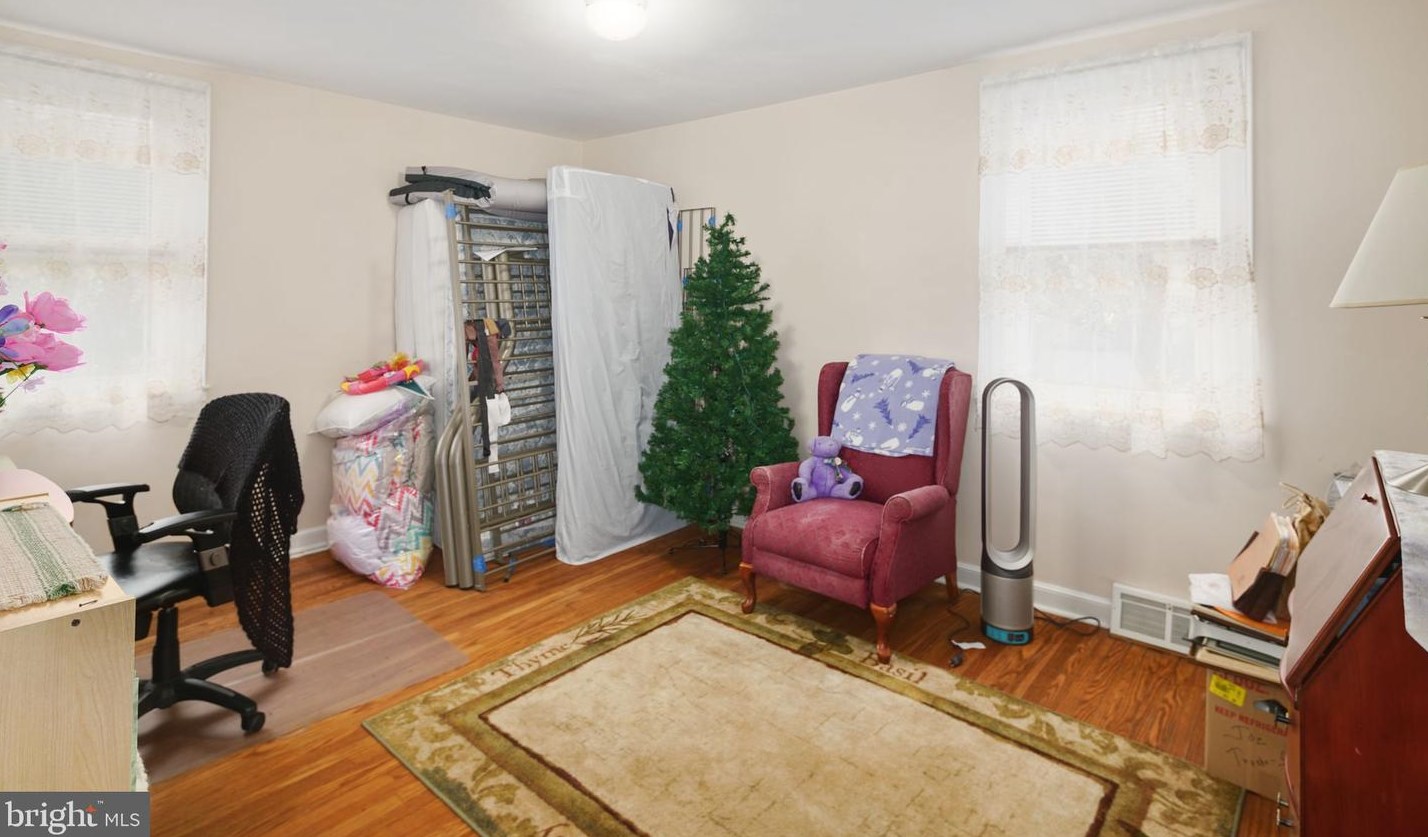 1378 Cornwells Ave, Bensalem PA  19020-3609 exterior