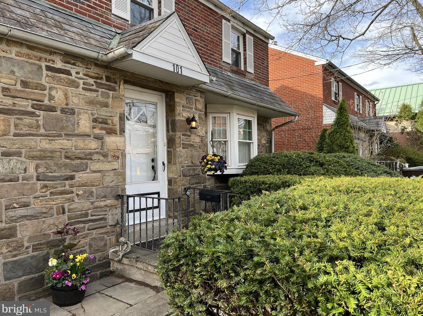 101 Union St, Gardenville, PA 18901