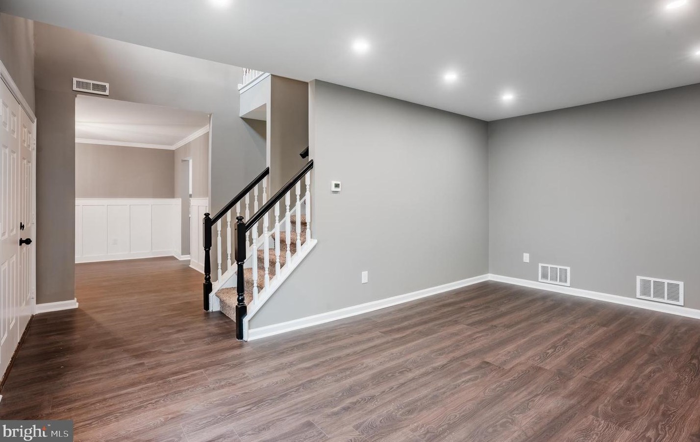 72 Magnolia Dr, Upper Makefield PA  18940-9236 exterior