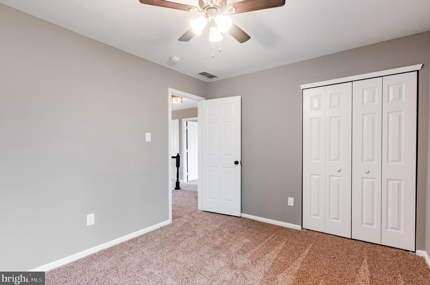 72 Magnolia Dr, Upper Makefield PA  18940-9236 exterior