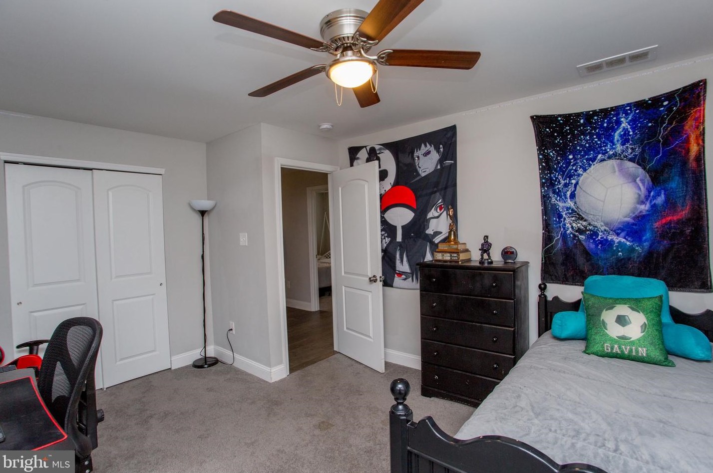 1350 Clearview Dr, Jamison PA  18929-1151 exterior