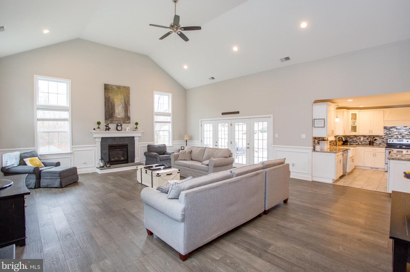 1350 Clearview Dr, Jamison PA  18929-1151 exterior