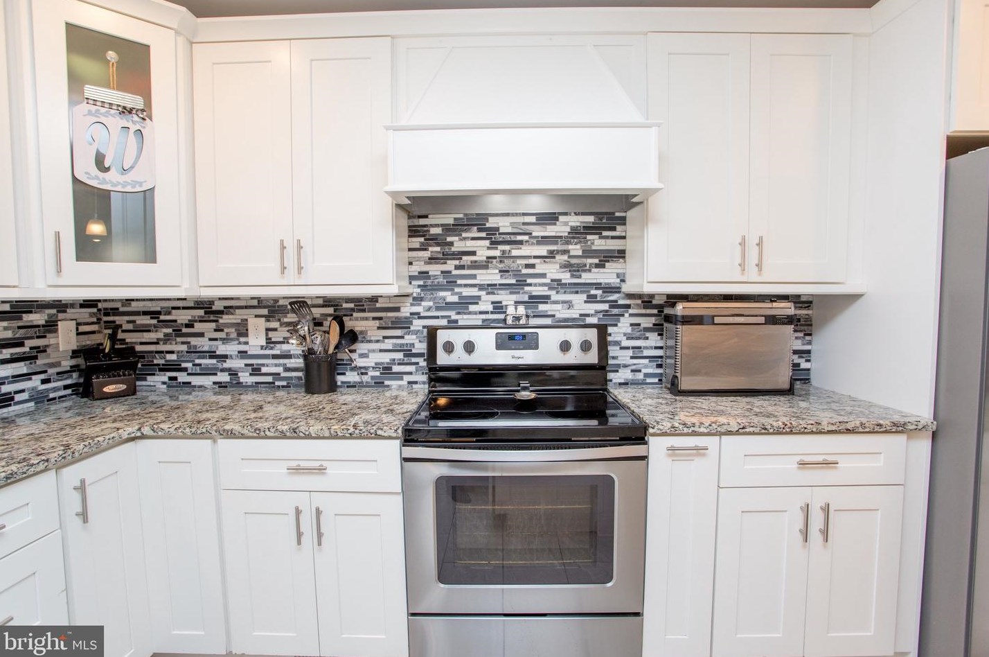 1350 Clearview Dr, Jamison PA  18929-1151 exterior