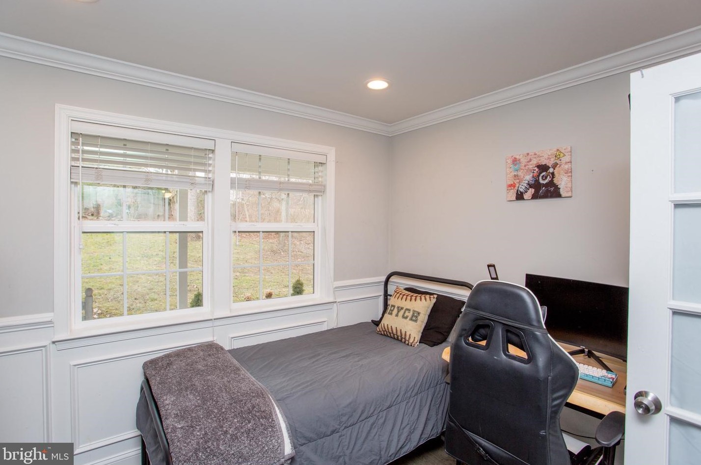 1350 Clearview Dr, Jamison PA  18929-1151 exterior