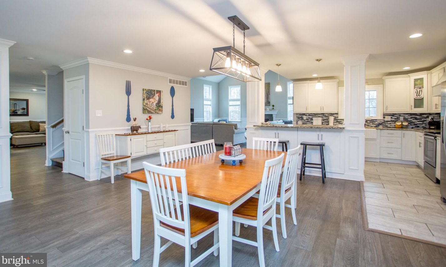 1350 Clearview Dr, Jamison PA  18929-1151 exterior