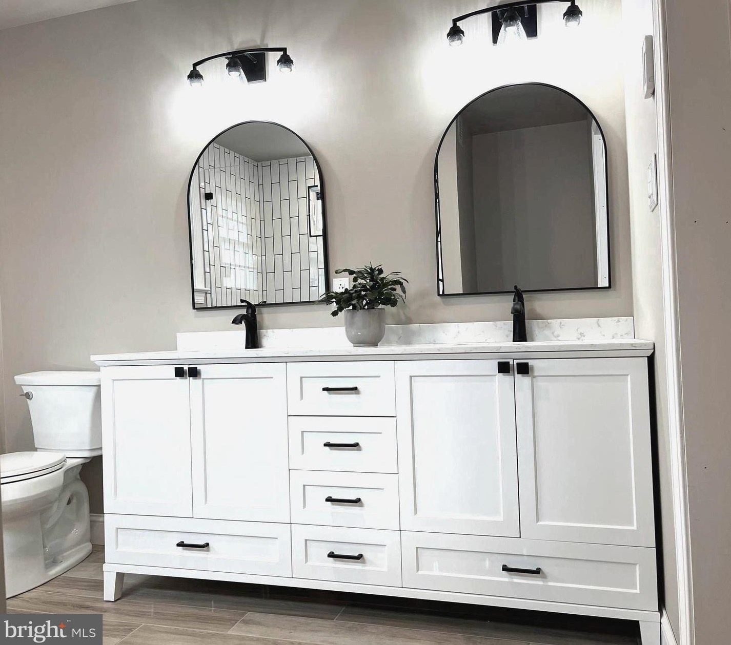 47 Williams Ave, Upper Makefield PA 18940-3613 exterior