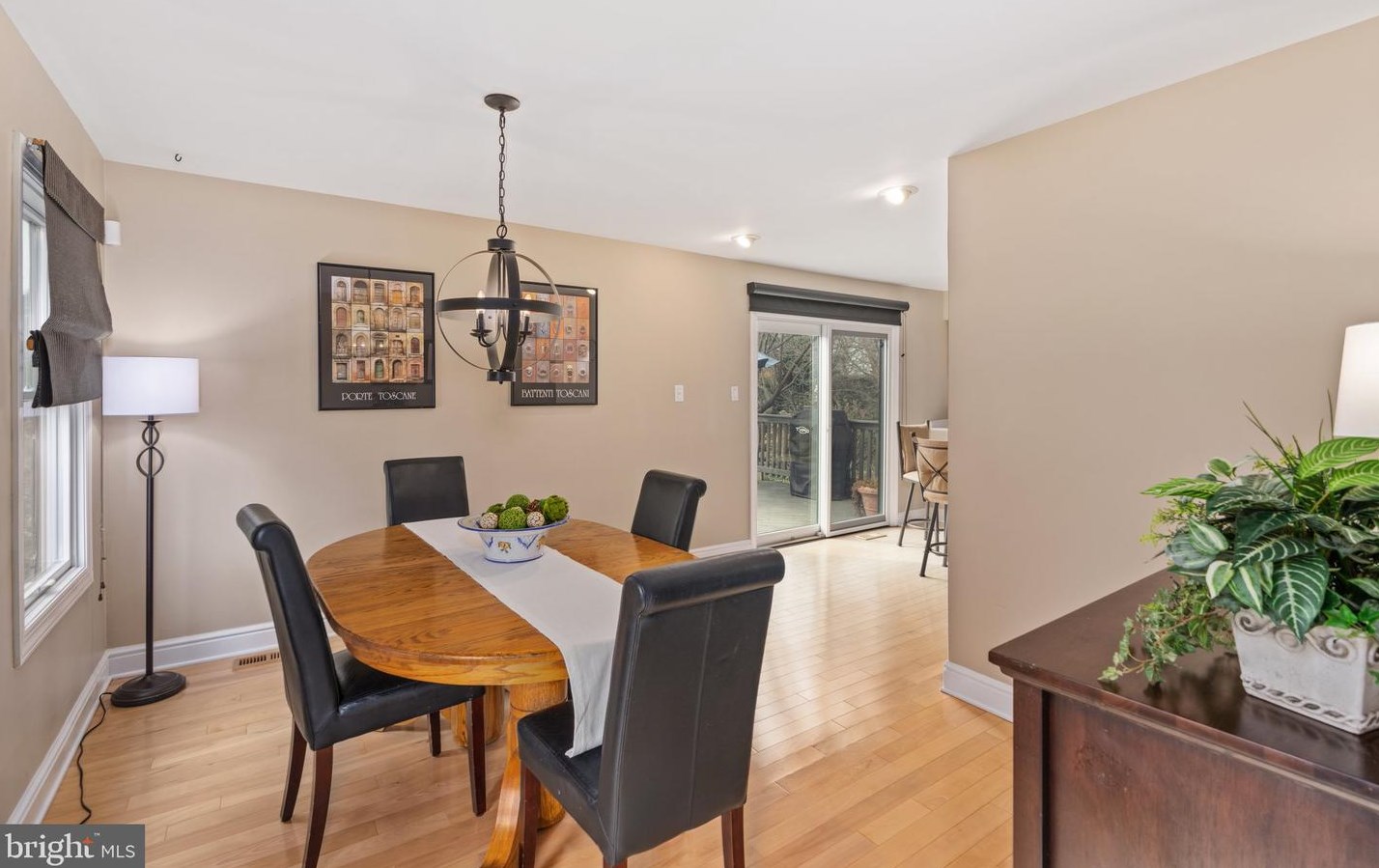 311 Parkview Way, Upper Makefield PA  18940-1138 exterior