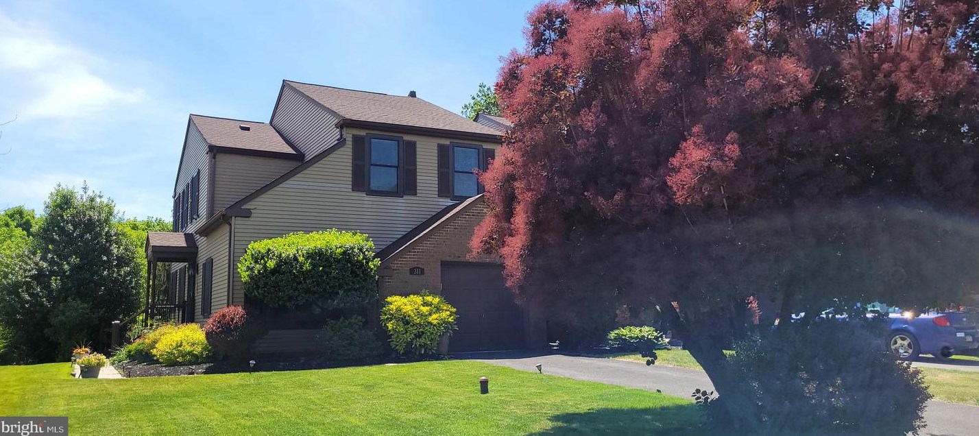 311 Parkview Way, Upper Makefield PA  18940-1138 exterior