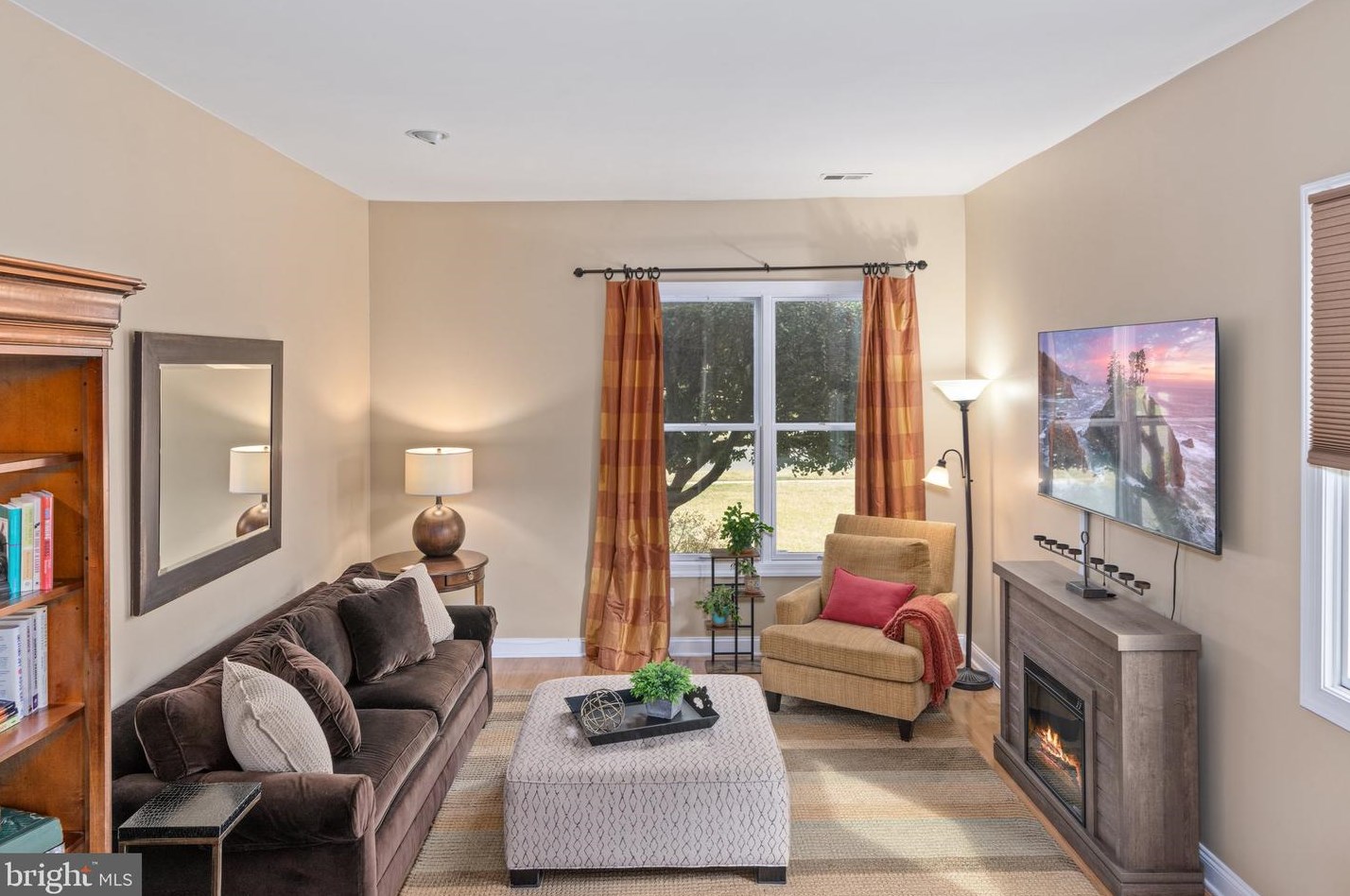 311 Parkview Way, Upper Makefield PA  18940-1138 exterior