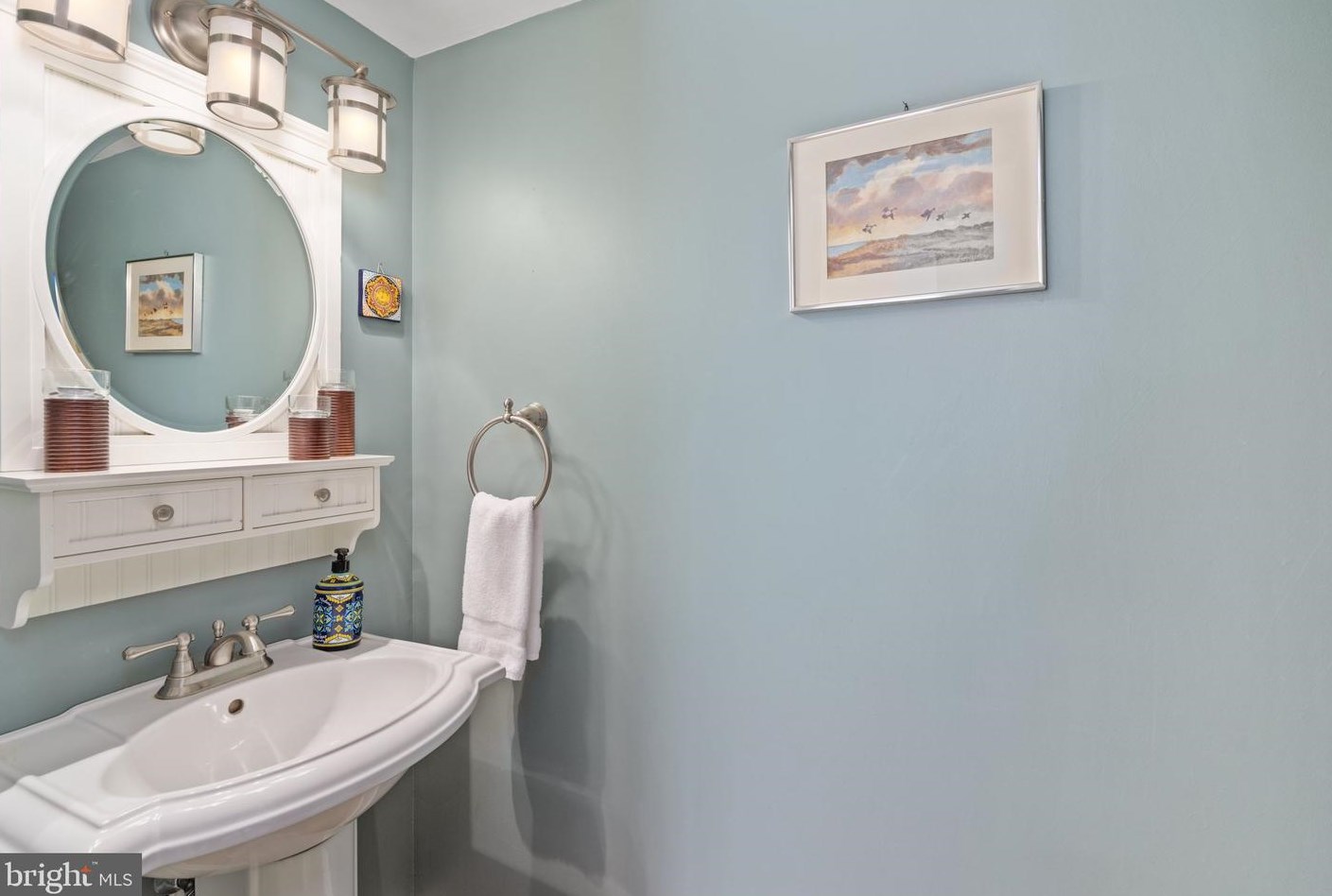 311 Parkview Way, Upper Makefield PA  18940-1138 exterior