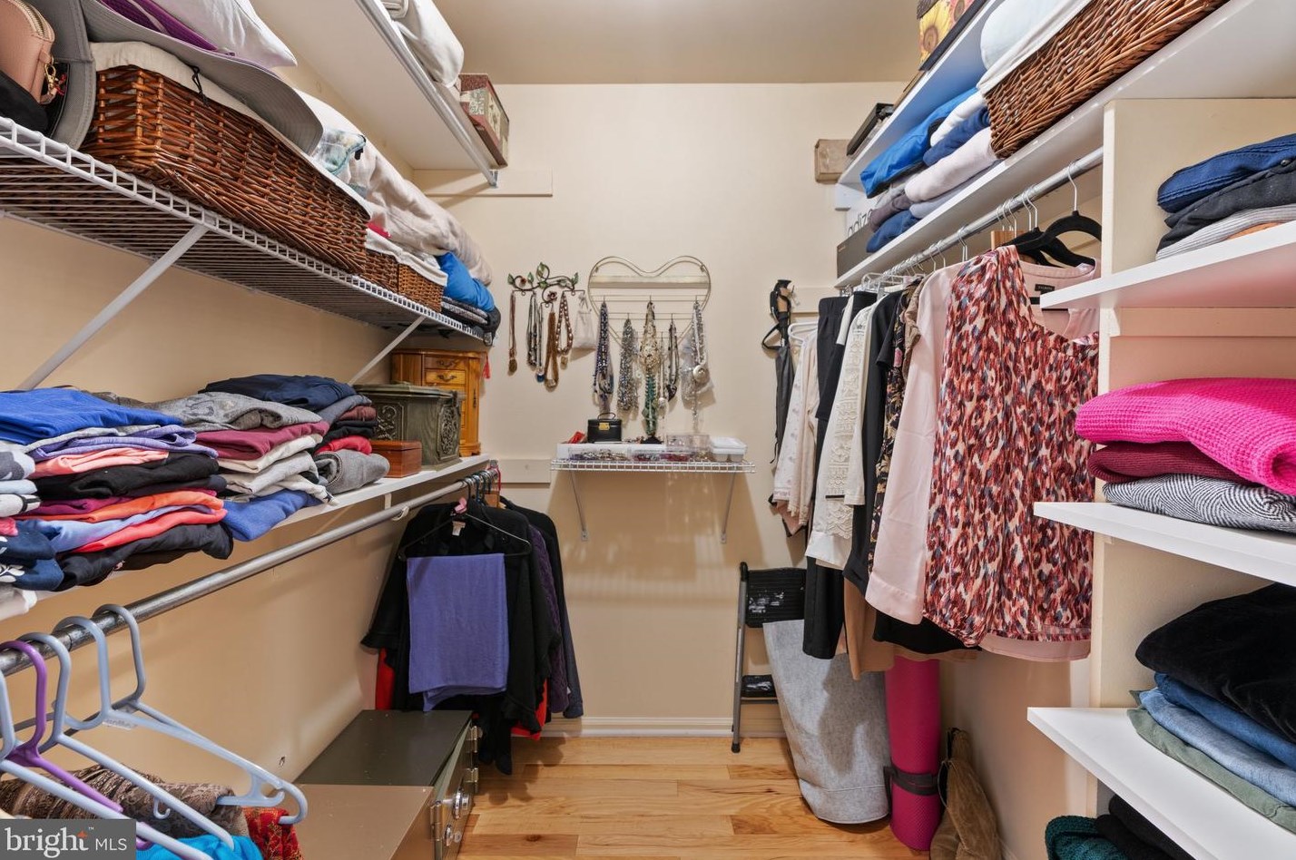 311 Parkview Way, Upper Makefield PA  18940-1138 exterior