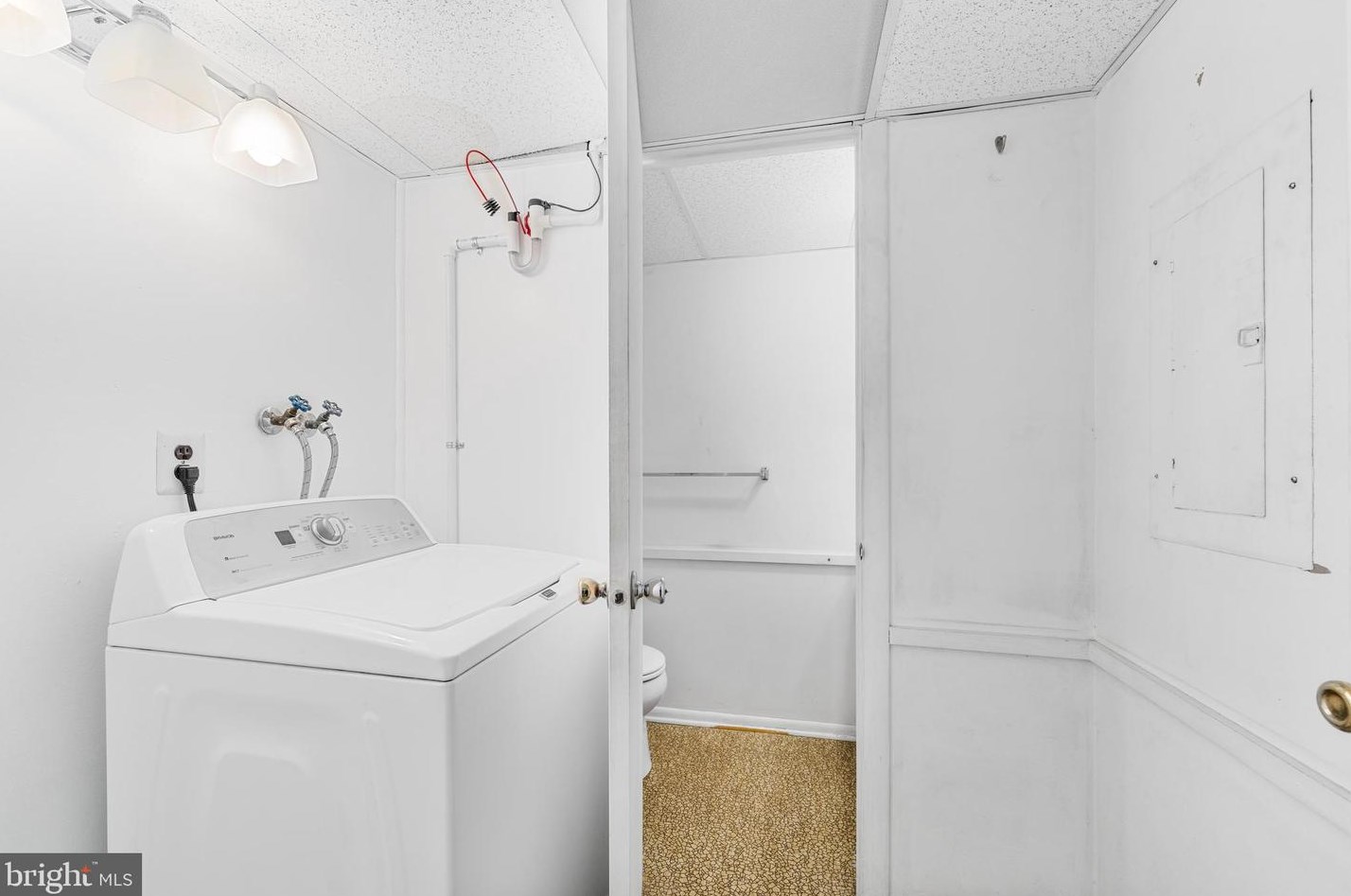 229 Daffodil Ct, Quakertown PA 18951-2735 exterior