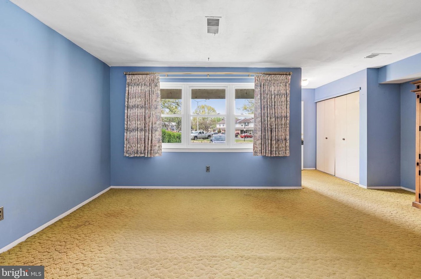 229 Daffodil Ct, Quakertown PA 18951-2735 exterior