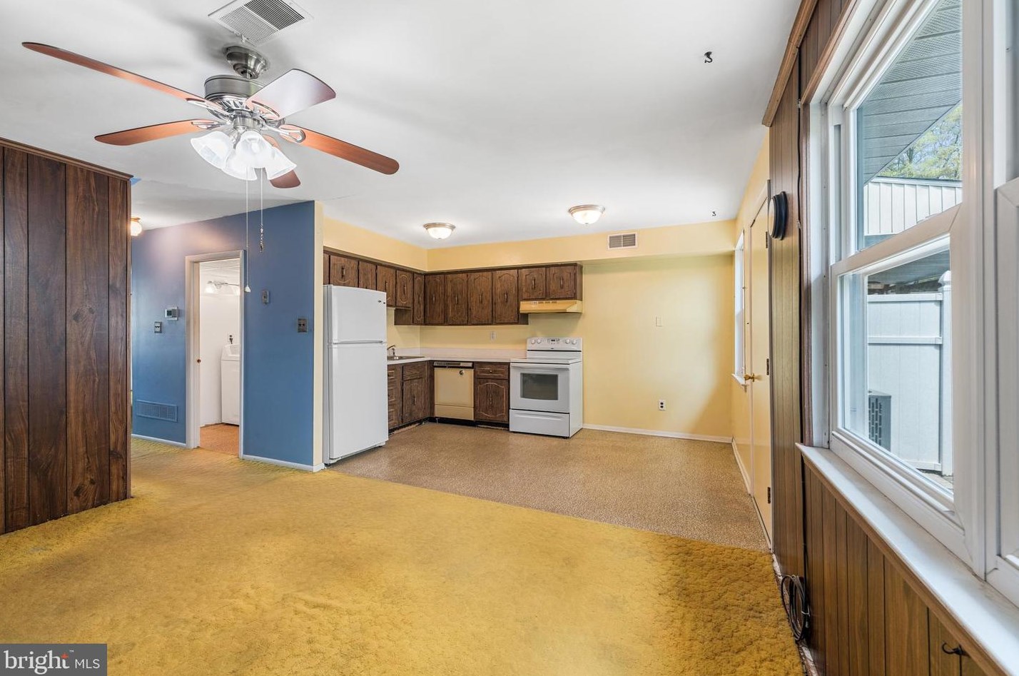 229 Daffodil Ct, Quakertown PA 18951-2735 exterior