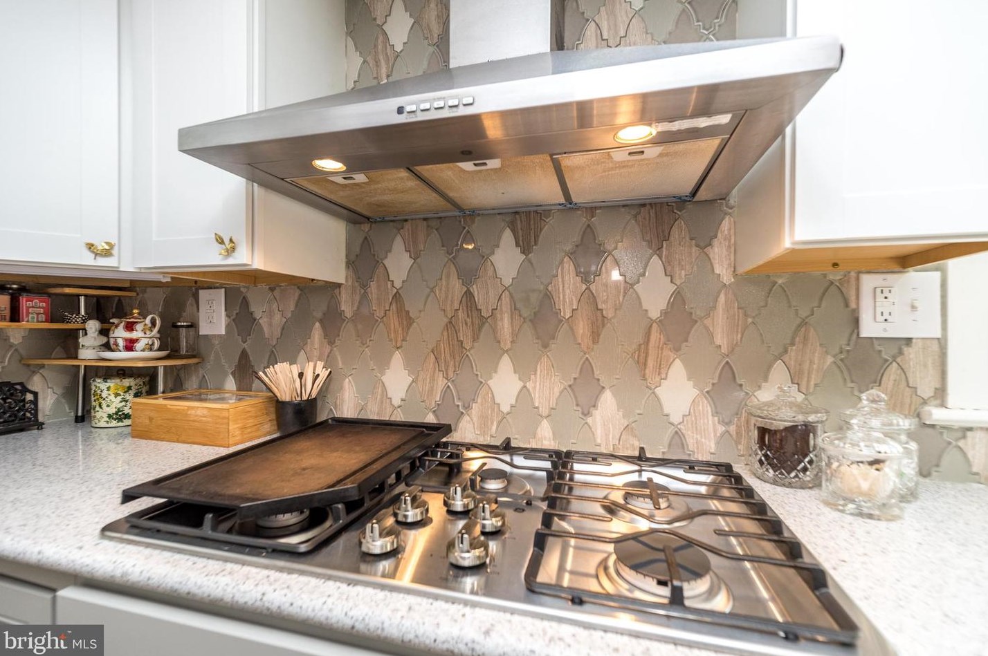 6566 Upper York Rd, New Hope PA  18938-9500 exterior