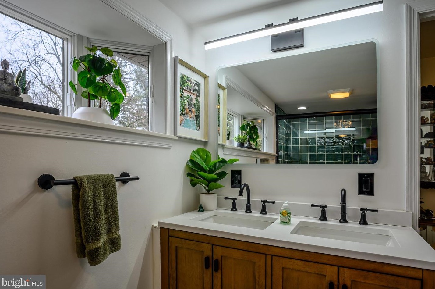 6566 Upper York Rd, New Hope PA  18938-9500 exterior