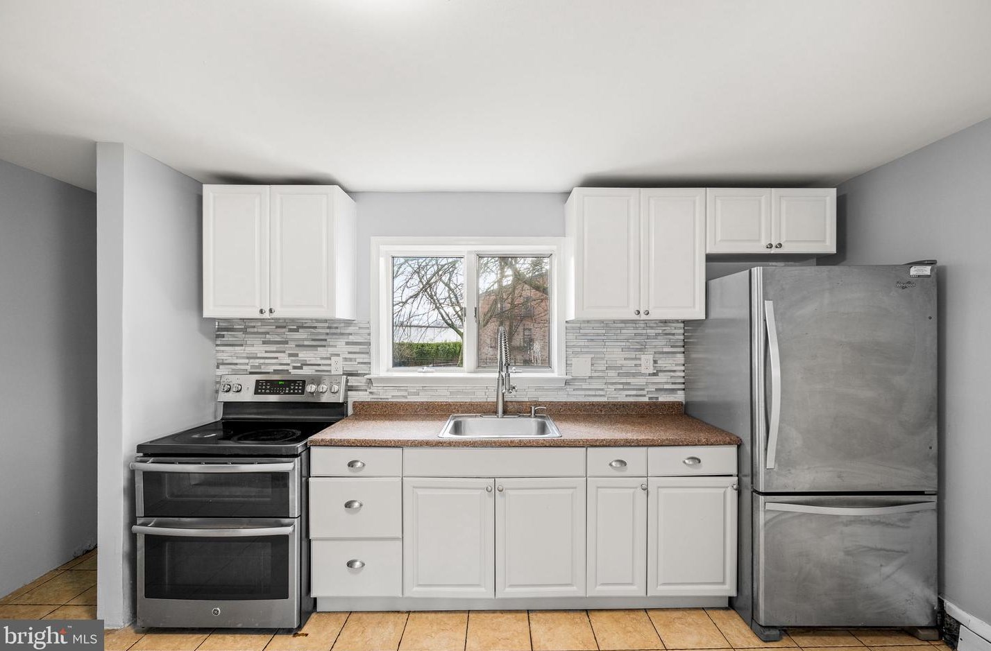 630 New Buckley St, Edgely PA  19007-3929 exterior