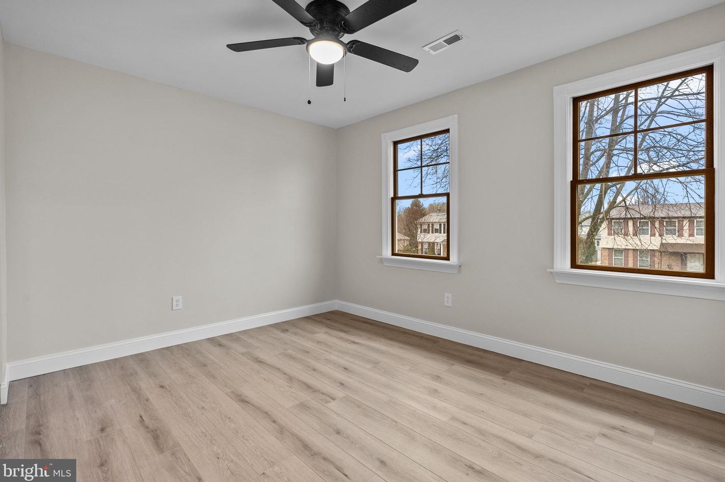 54 Algate Rd, Langhorne PA  19047-8125 exterior