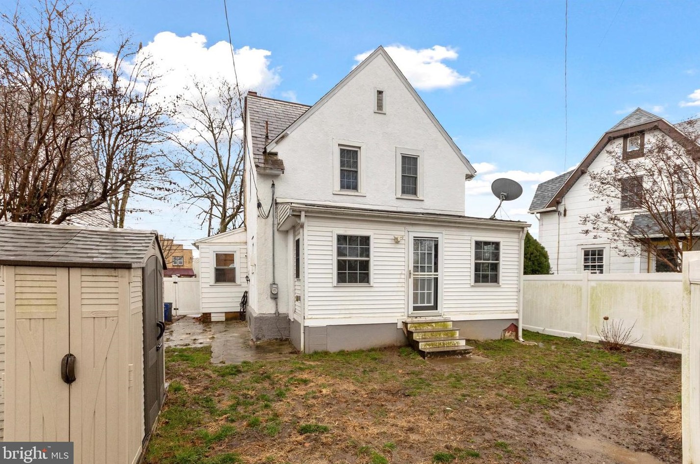 1409 Pond St, Edgely PA  19007-5431 exterior