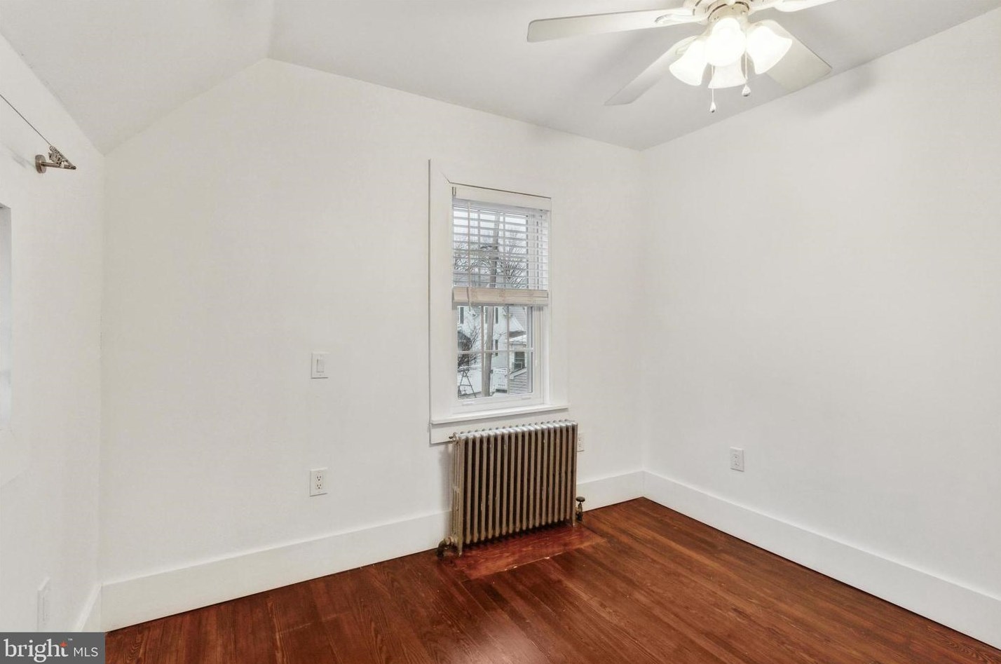 1409 Pond St, Edgely PA  19007-5431 exterior
