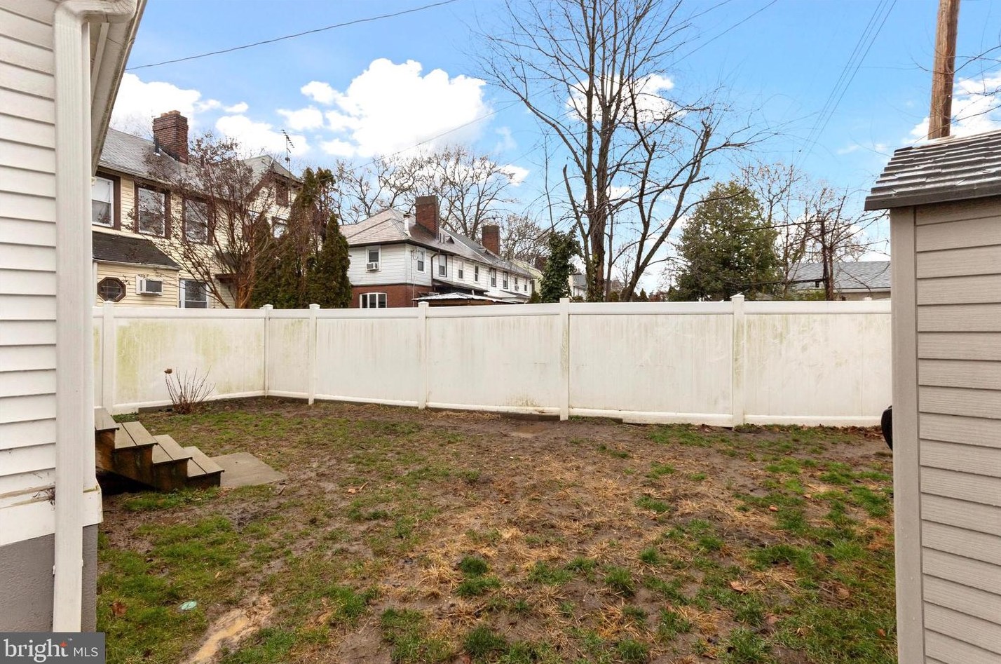 1409 Pond St, Edgely PA  19007-5431 exterior