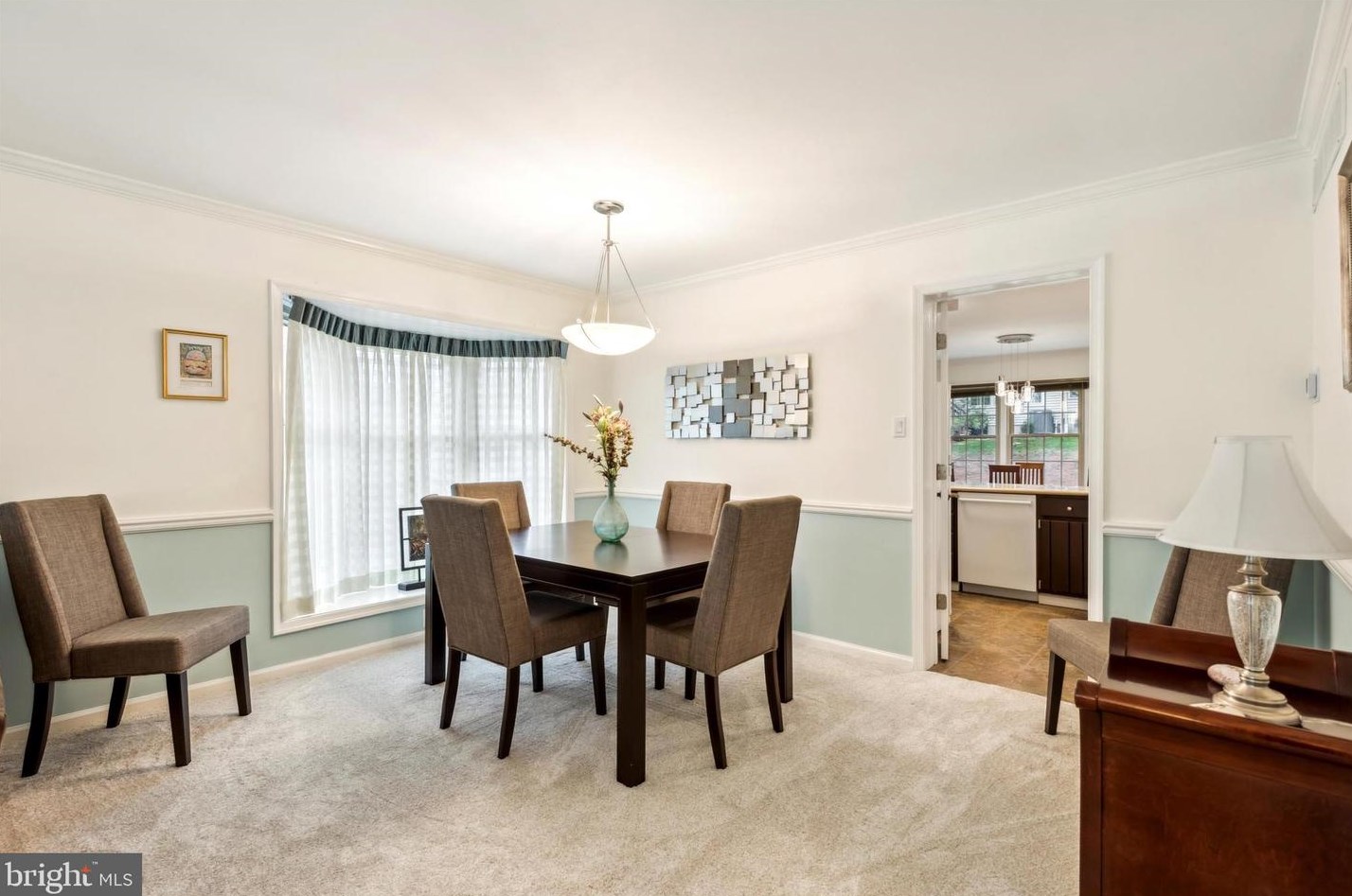 609 Chatham Ct, Chalfont PA  18914-2067 exterior