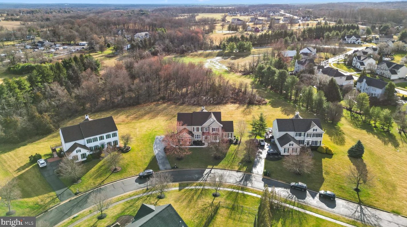 38 Eagleton Farm Rd, Upper Makefield PA  18940-4214 exterior