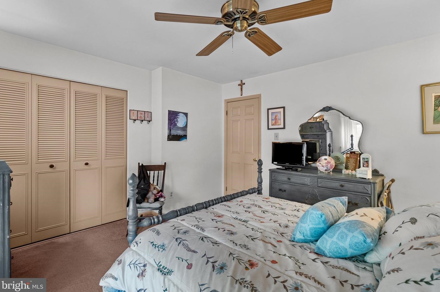 281 Leedom Way, Upper Makefield PA  18940-2336 exterior