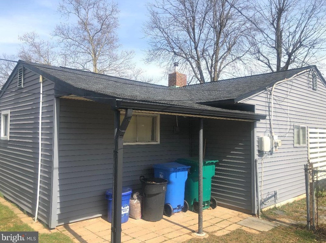 29 Fortune Ln, Levittown PA  19055-2112 exterior
