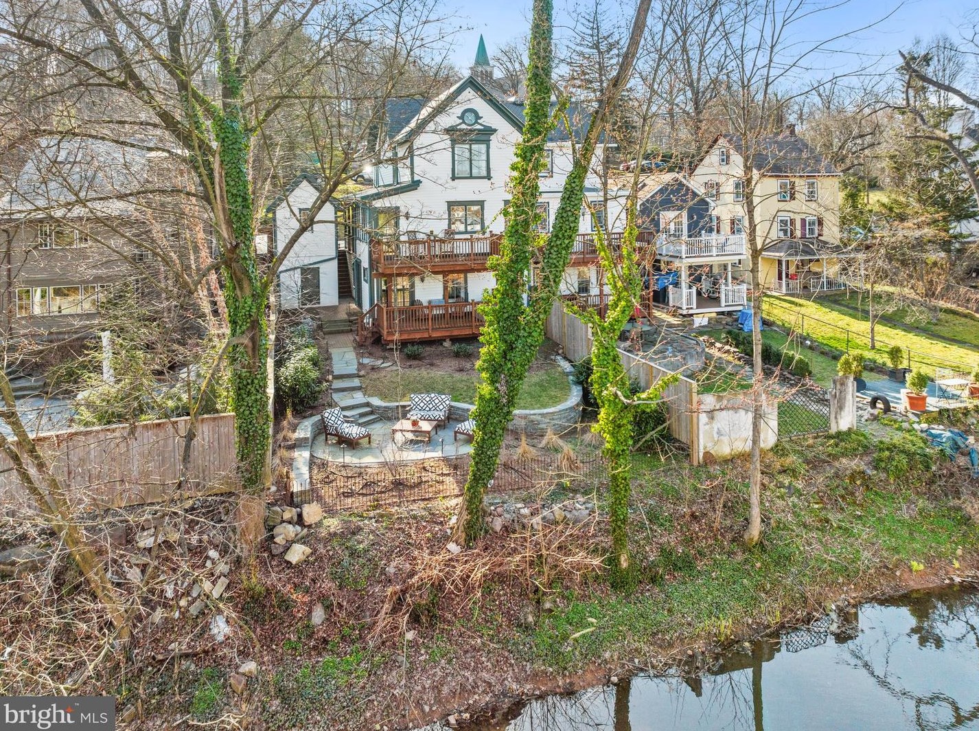 104 New St, New Hope PA  18938-1208 exterior