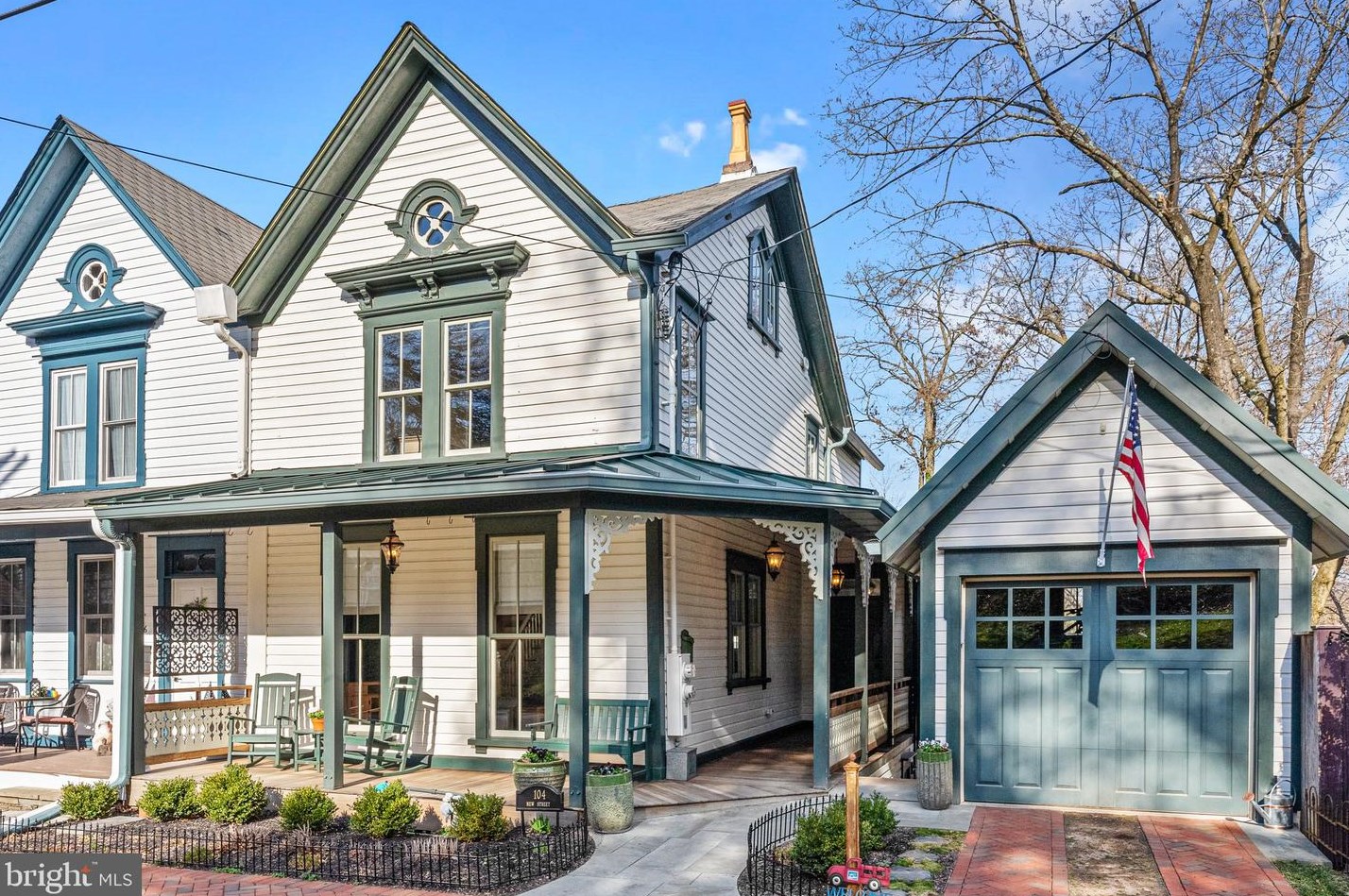 104 New St, New Hope PA  18938-1208 exterior