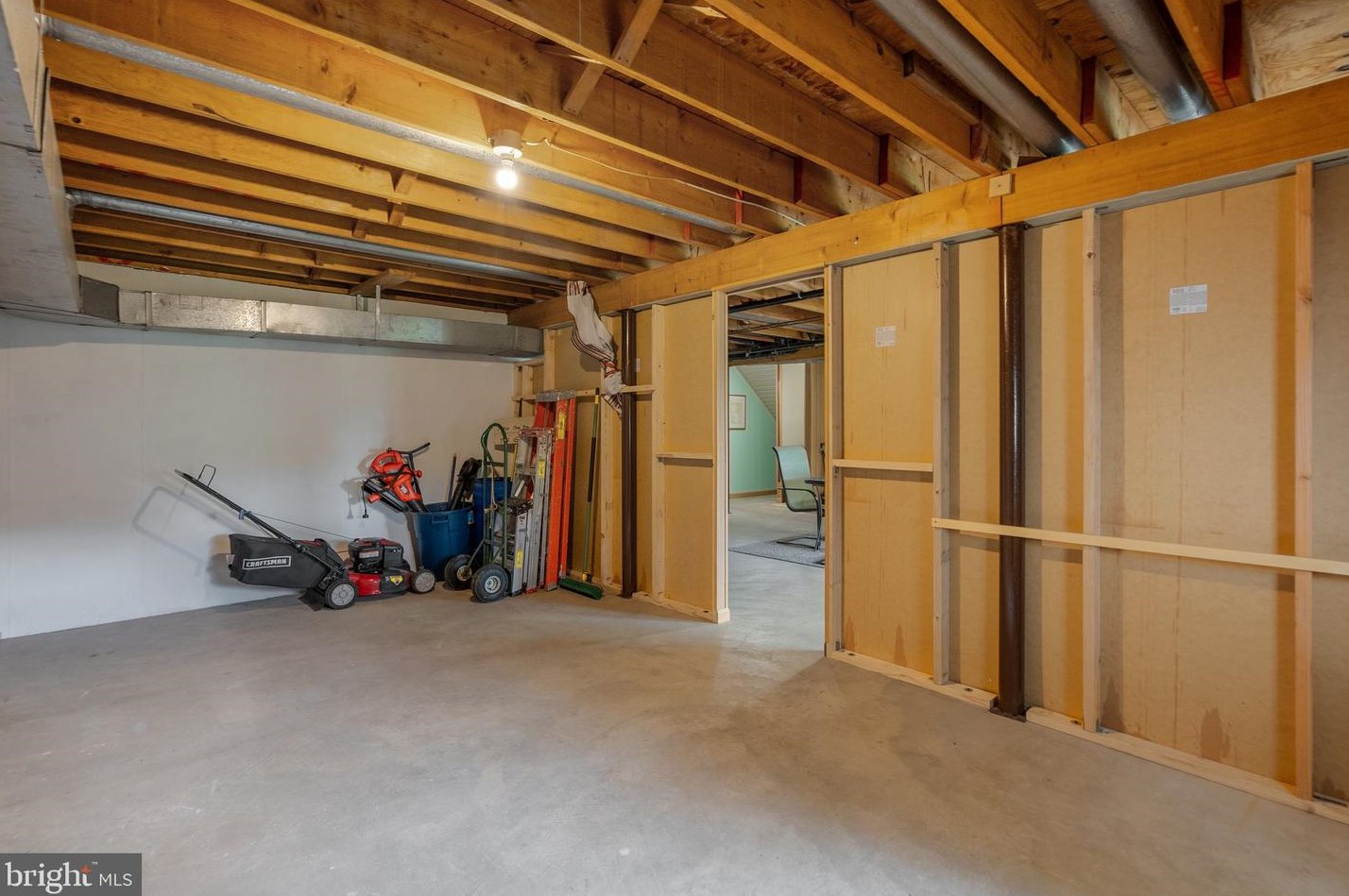 60 King Charles Ln, Upper Makefield PA  18940-2312 exterior