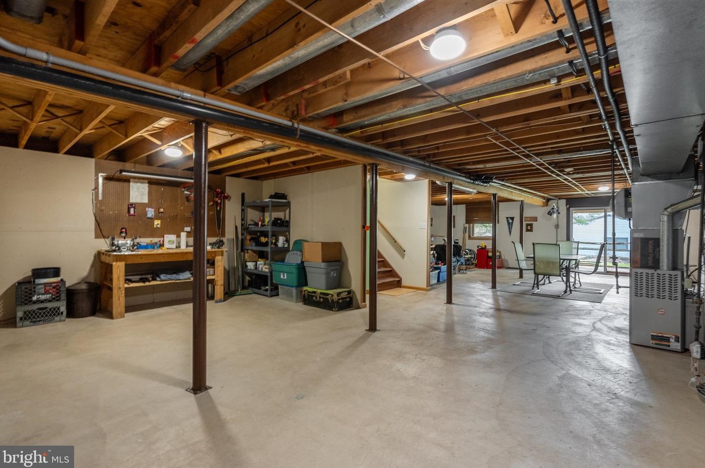 60 King Charles Ln, Upper Makefield PA  18940-2312 exterior