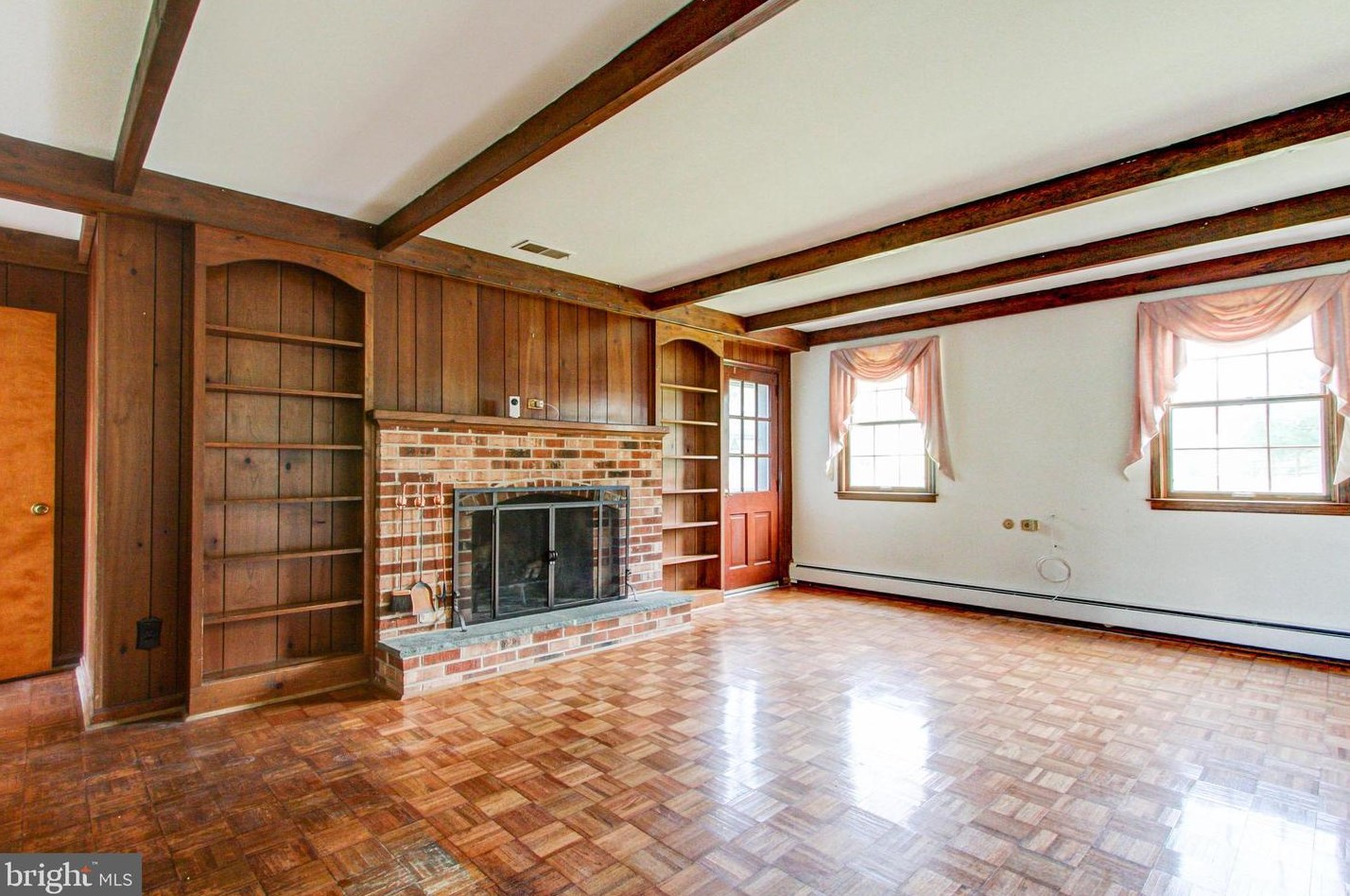 40 Pinevale Rd, Gardenville PA  18901-2120 exterior