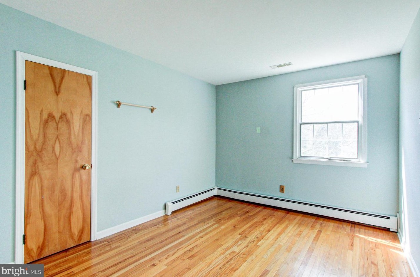 40 Pinevale Rd, Gardenville PA  18901-2120 exterior