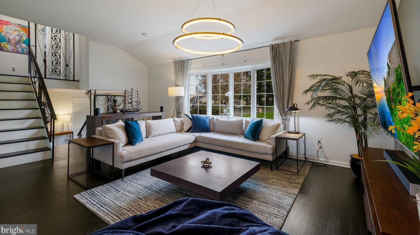 14 Rambler Dr, Southampton PA  18966-2035 exterior