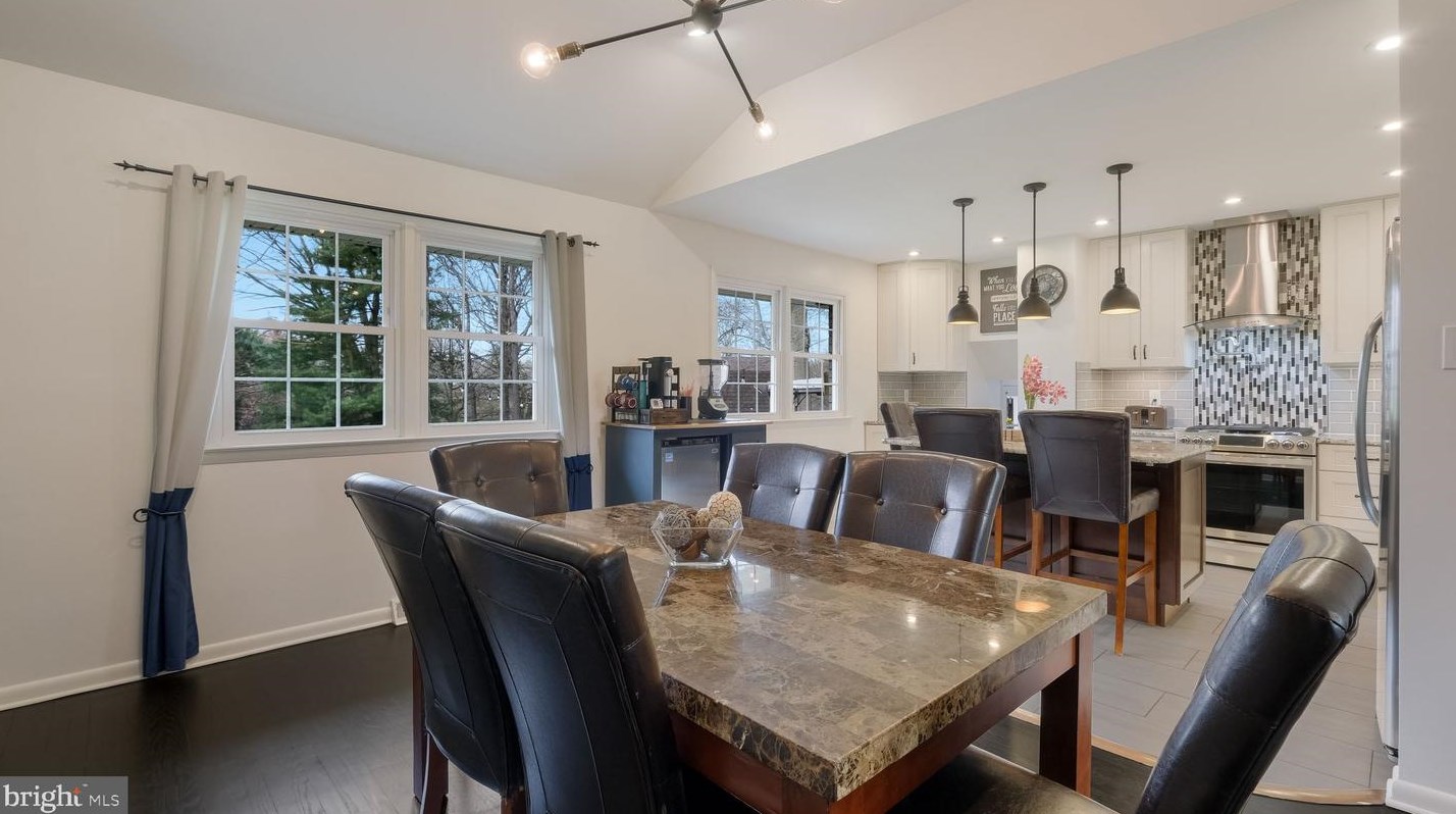 14 Rambler Dr, Southampton PA  18966-2035 exterior