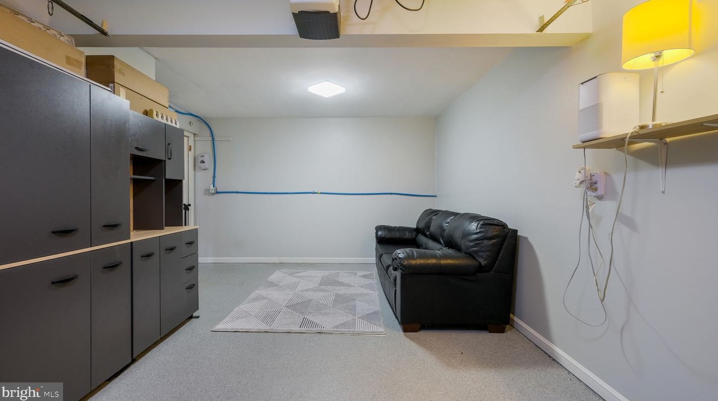 14 Rambler Dr, Southampton PA  18966-2035 exterior