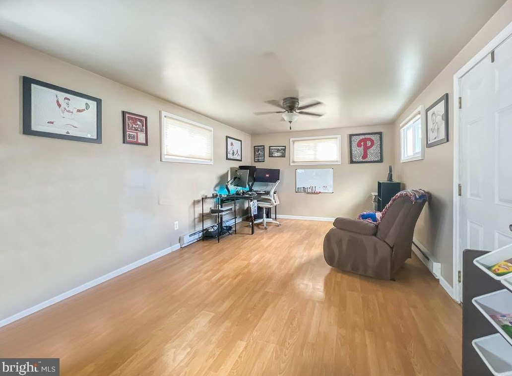 51 Pineneedle Rd, Levittown PA 19056-3509 exterior